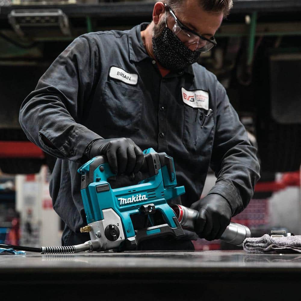 Makita 18V LXT Cordless Grease Gun - John Pierce Auto Care