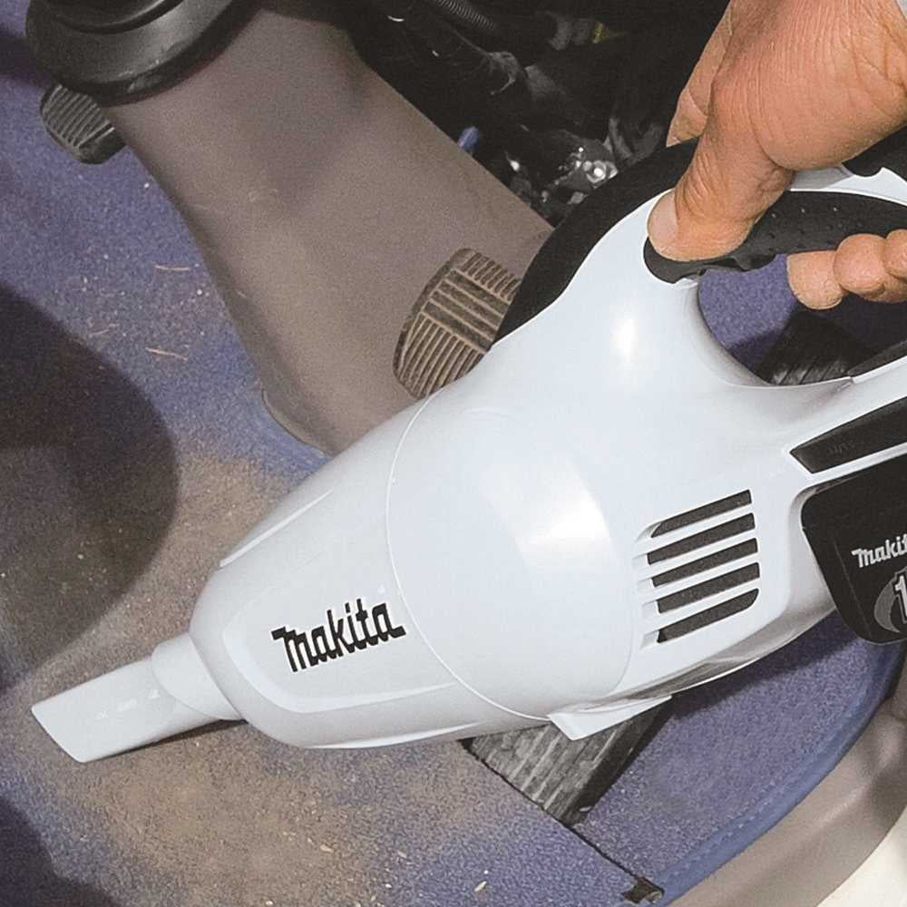 Makita XLC02RB1W LXT Compact Vacuum Kit, 1.3 pt Vacuum, Lithium-Ion Battery White - John Pierce Auto Care