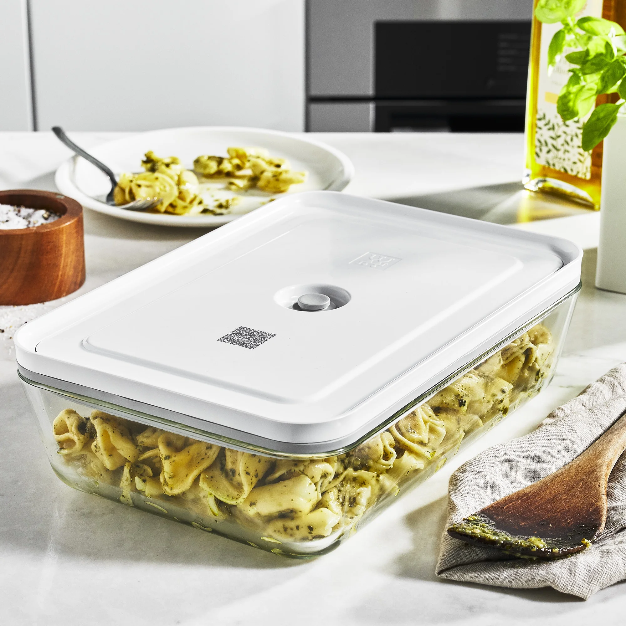 Zwilling Fresh & Save 32-pc Vacuum Sealer Machine Set, Sous Vide Bags, Meal prep, Airtight Food Storage Containers Glass - John Pierce Auto Care